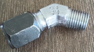 6-VBU-SS 1/4"mnpt x 3/8"compression SSP. - Picture 1 of 3