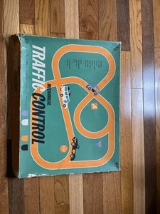 1955 Ohio Arts Mechanical Traffic Control Track With Two Metal Cars With Box - Picture 1 of 14