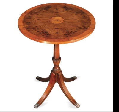 Preciosa lámpara de mesa estilo Regencia Scully y Scully en madera de arpillera/tejo/tulipán Foto 1 de 4