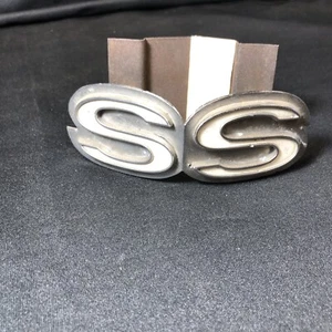 Original OEM GM Chevrolet Camaro Nova Chevelle Monte Carlo SS Emblem Grill Badge - Picture 1 of 19