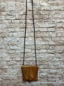 Small Handmade Leather Crossbody Purse - MUST SEE - Picture 1 of 4