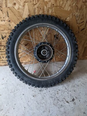 Llanta delantera y neumático Yamaha Pw80 Y-zinger 1990-2003 Foto 1 de 4