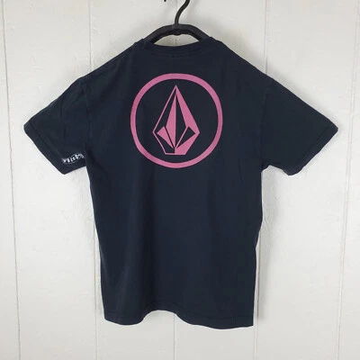 Camisa masculina Volcom grande preta gráfica gola redonda manga curta pulôver elástico - Imagem 1 de 4