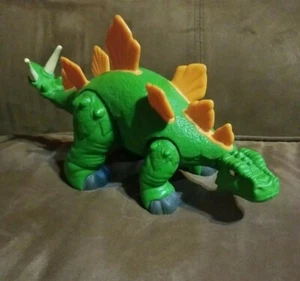 Fisher Price Imaginext Mattel Stegosaurus Rex 2012 dinosaurio de batalla verde retirado - Imagen 1 de 11