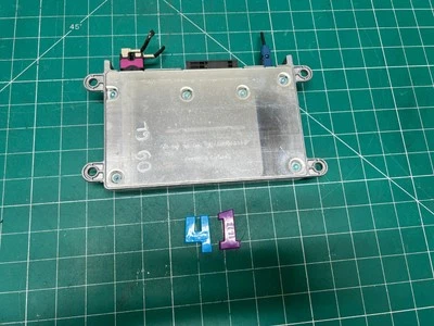 07-12 MERCEDES-BENZ X164 GL320 声音通信控制器模块 原始设备制造商 — 第 1/4 张图片