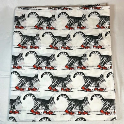Винтажный B Kliban Cat в красный кроссовки Burlington полный/двойной плоский лист США 81,5 x 94 - Изображение 1 из 4