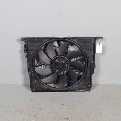 2011-2015 BMW 550i 650i 750i Radiator Fan 850 Watt 17428509743 OEM Used Foto 1 de 4