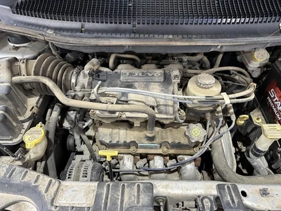 DODGE CARAVAN 2003-2004 COMPRESSOR 3.3L WITH REAR AC - Image 1 of 4