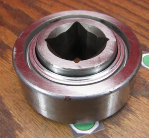 Rodamiento de grada de disco agrícola GW208PP17 85 mm x 30 mm diámetro cuadrado - Imagen 1 de 4