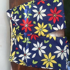 Loudmouth Golf Shorts Men's 42 Blue Yellow Red White Multicolor Floral Hawaiian - Picture 1 of 11