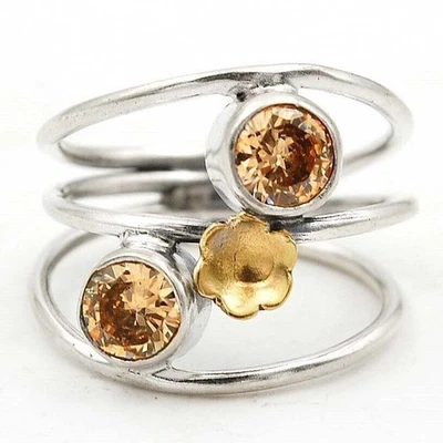 Anillo de plata de ley 925 con zafiro tratado talla 5,5 @11-7 Foto 1 de 3