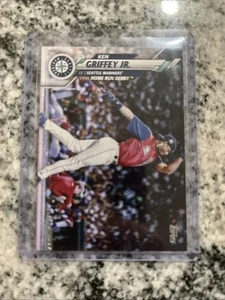 2020 Topps Update Royal Blue Ken Griffey Jr. Seattle Mariners #U-9 - Bild 1 von 2