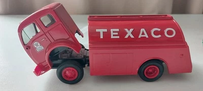 ERTL Texaco 1949 White Tilt Cab Tank Bank Die Cast Series 13 - S/N: 1116 - Image 1 of 4