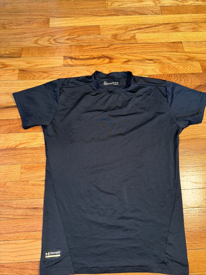 Camisa de compresión Under Armour negra táctica rendimiento equipo térmico para hombre XL USADA EN EXCELENTE ESTADO Foto 1 de 4