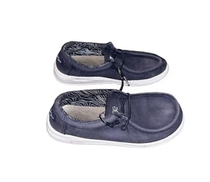 Hey Dude Wally Navy Lightweight Slip On Casual Comfort Shoes Youth Size 3 - Picture 1 of 8