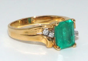 Vintage 18k Yellow Gold Prong Set Emerald & Diamond Ring Sz. 7.25 (ArS) - Picture 1 of 8