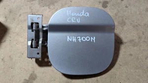 CUBIERTA TAPA PUERTA LLENADO COMBUSTIBLE HONDA CRV HN700M MK3 2006-2012 2.0 gasolina - Imagen 1 de 3