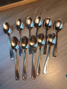Oneida Mexico 11 Teaspoons - Picture 1 of 2