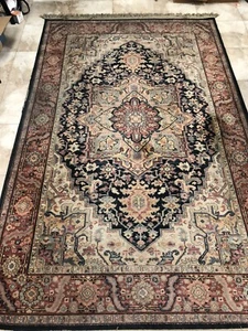 Karastan Navy Heriz #700/701 5.9 X 9 Wool Rug Navy - Picture 1 of 5