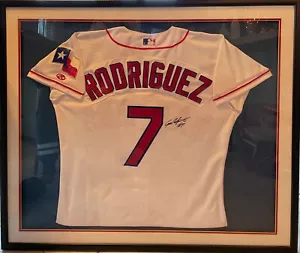 Ivan Rodriguez #7 Autographed Authentic Texas Rangers Baseball Jersey -- Framed - Picture 1 of 2