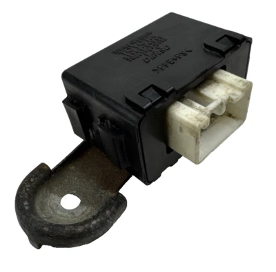 Toyota Tacoma 2005 convertidor de remolque OEM 81985-04010  Foto 1 de 4