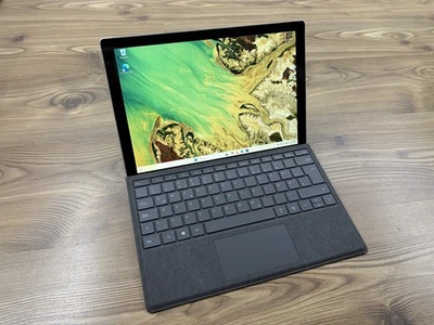 Microsoft Surface Core i7-7660U 2.5Ghz 16GB RAM 512B SSD Win 11 13,5" Book - Bild 1 von 4