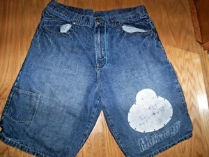 MENS MAKAVELI BLUE DENIM SHORTS, 38 WAIST, OVERALL 26 INCHES - Picture 1 of 2