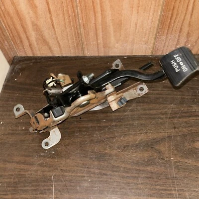 2001 2002 2003 2004 2005 2006 2007 TOYOTA SEQUOIA EMERGENCY PARKING BRAKE PEDAL - Image 1 of 4