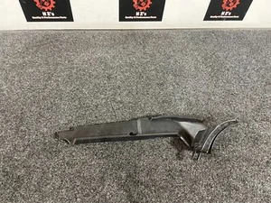 CADILLAC CT6 3.0L 16-20 RIGHT SIDE WIPER COWL EXTENSION END FILLER COVER 29K - Bild 1 von 2