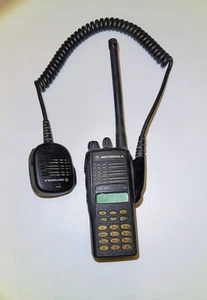 Motorola HT1250 Two Way Radio Untested - Photo 1/3