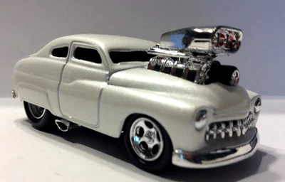 MUSCLE MACHINES 49 MERC COUPE DIE CAST CAR 1/64 SCALE 1949 MERCURY -  BLOWN   - Image 1 of 4
