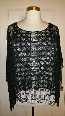 PRETTY ONE WORLD WOMEN'S PLUS SIZE FRINGED LACE PONCHO OVERLAY TOP & TANK Sz 2X - Image 1 of 4