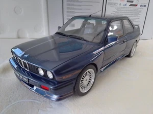 Ottomobile BMW ALPINA B6 3.5S / E30 (M3) Farbe BLAU Maßstab 1:12 G074 NEU - Bild 1 von 4