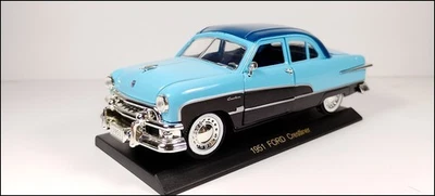 FORD CRESTLINER 1951  SCALA 1/32. - Immagine 1 di 2