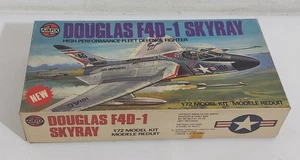 I133297 KIT AIRFIX 1/72 Series 3 - Aereo Douglas F4D-1 Skyray - Picture 1 of 5