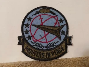 USAF 42nd Armament Electronics Squadron Patch - Picture 1 of 2