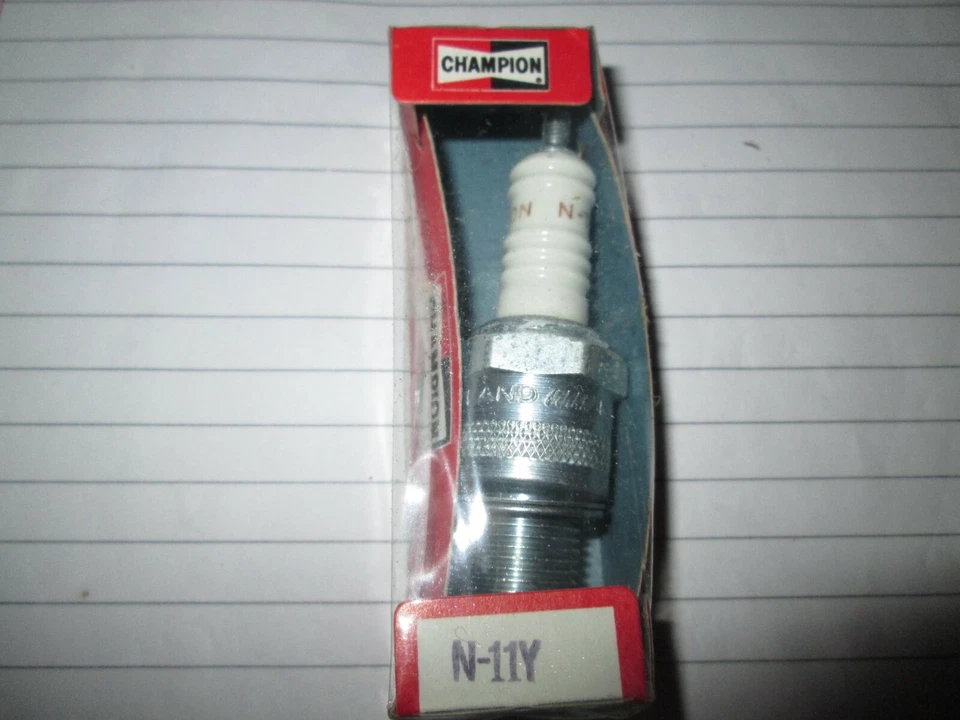 CHAMPION N11Y CLASSIC SPARK PLUG - Image 1 of 1