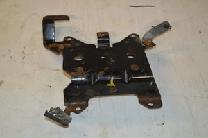 Chevrolet Equinox 2005-06 OEM PAQUETE DE BOBINAS DE 3,4 L SOPORTE DE MONTAJE - 3400 3,4 MONTAJE DE METAL - Imagen 1 de 2