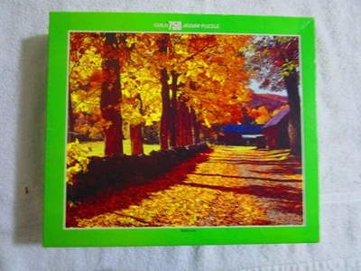 Golden Leaves 750 Piece Jigsaw Puzzle (Guild) VINTAGE - Image 1 of 4