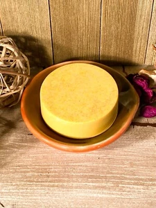 Lemon, Aloe & Turmeric, Honey, Aloe, Shea, Mango & Cocoa Butter Soap Bar - Picture 1 of 2