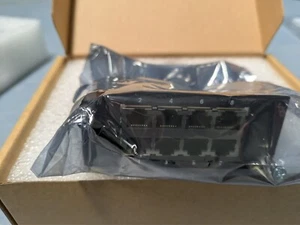 Moxa PM-7200-8TX Module BNIB - Picture 1 of 5