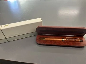 VINTAGE WOODEN PEN & BOX - Y2K - SAY YES 2 THE KING - READ DESCRIPTION!!!!!!!!!! - Picture 1 of 5