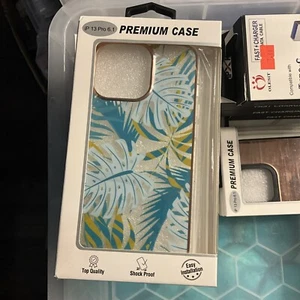 Premium Classy Floral Electroplated Edge Case Cover For iPhone 13 PRO - Picture 1 of 2