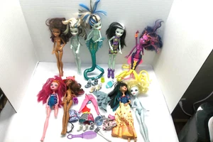 Lote Muñecas Monster High PARA REPUESTOS o REPARACIÓN - Imagen 1 de 14
