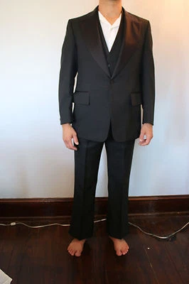 After Six Mens Black One Button Three Piece Tuxedo Suit 35 Pants/ 41 Suit Coat - Image 1 of 4