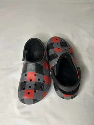 Crocs clássico forrado de pele xadrez lã cinza vermelho preto criança tamanho M5 - Imagem 1 de 4