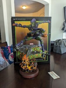 Green Goblin Marvel Premier Diamond select 12” resin statue 