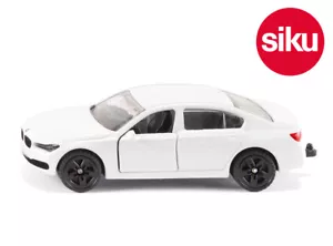 Siku 1509 BMW 750i Lusso Berlina Auto Bianco Piccolo Scala Modellino Modello Toy - Foto 1 di 1