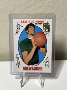 2001 Topps Reprint Lew Alcindor Card #25 - Picture 1 of 2