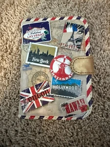 Reisepassetui Geldbörse mit Vegas, Paris, New York, Hollywood, anderem Kartendesign - Bild 1 von 6